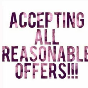 ❣️ Accepting all reasonable offers! ❣️